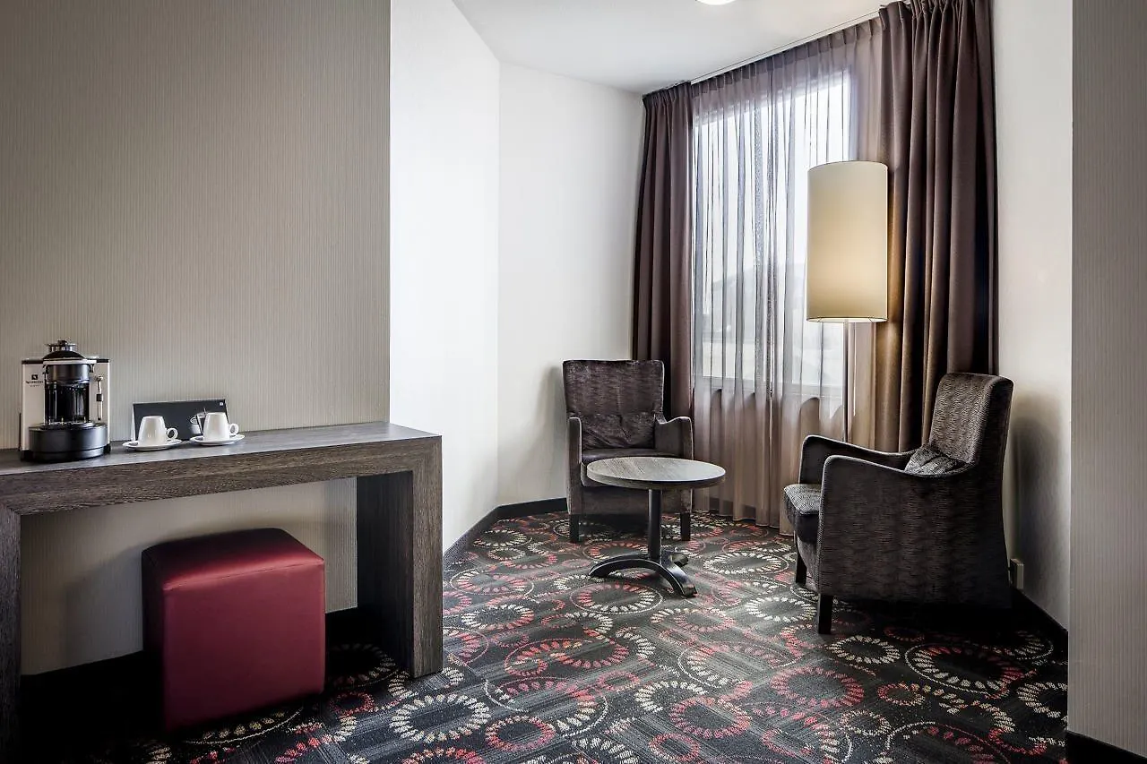 Leonardo Hotel Eindhoven City Center Former Crown Hotel 4*,  Netherlands